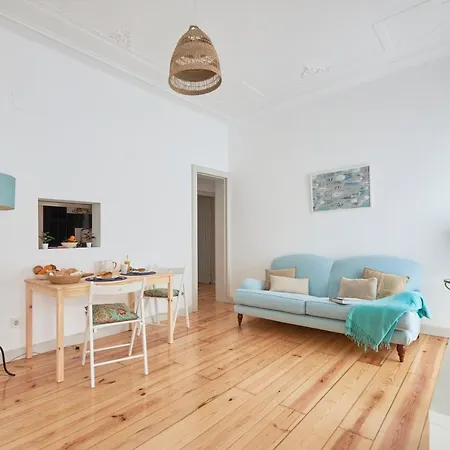 Sunny With Balcony! Apartamento Lisboa