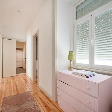 Apartamento Sunny With Balcony! Lisboa