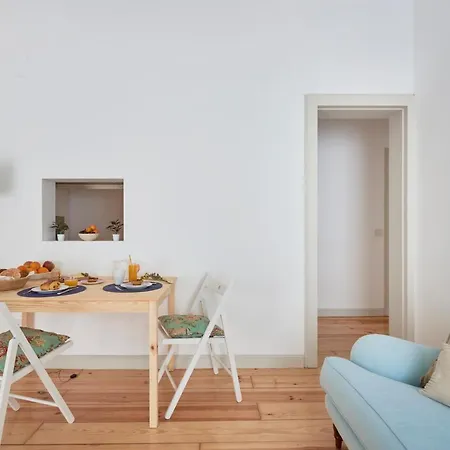 Apartamento Sunny With Balcony! *