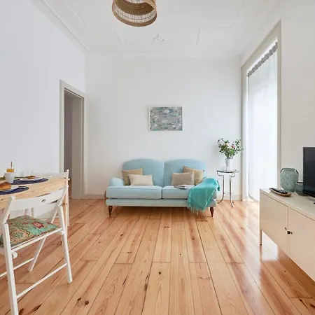 Sunny With Balcony! 리스본